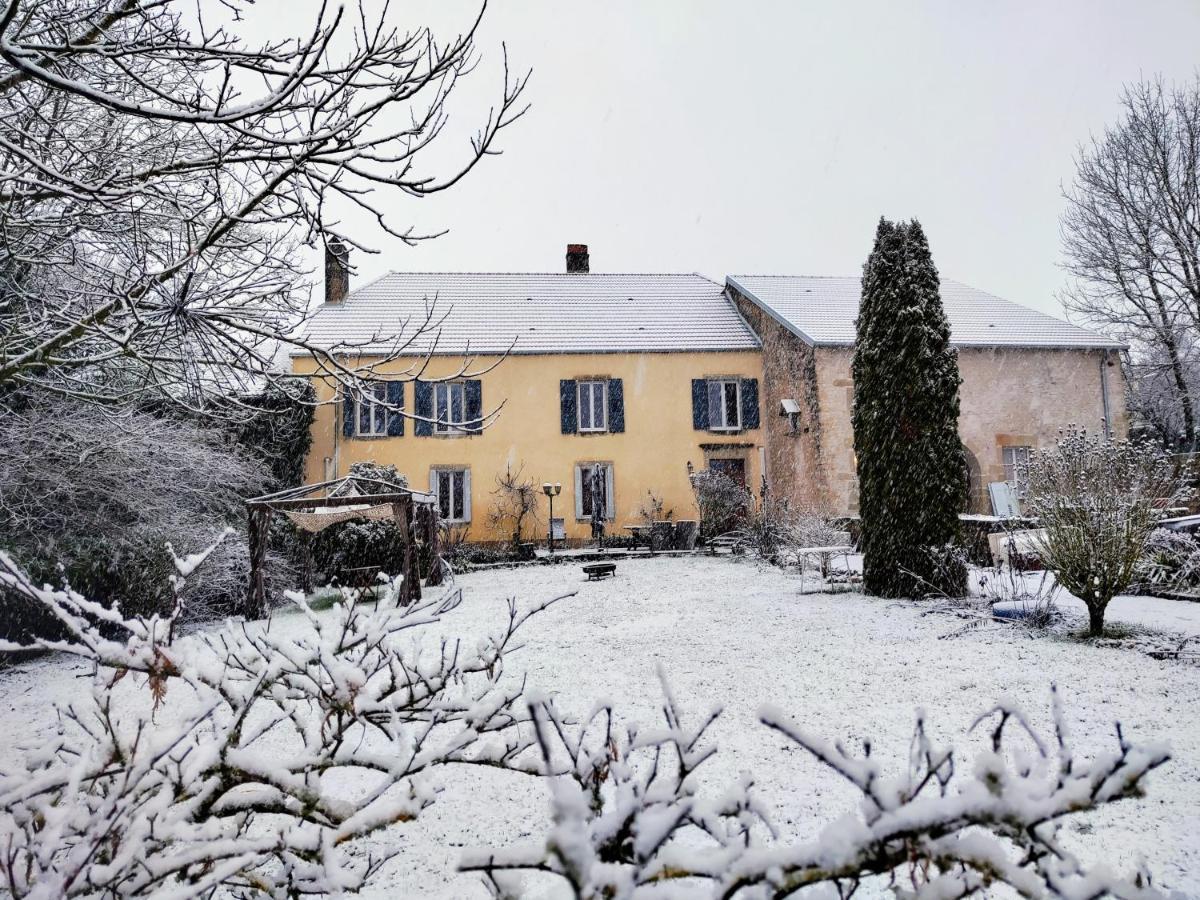 Maison Egalite Melay  外观 照片