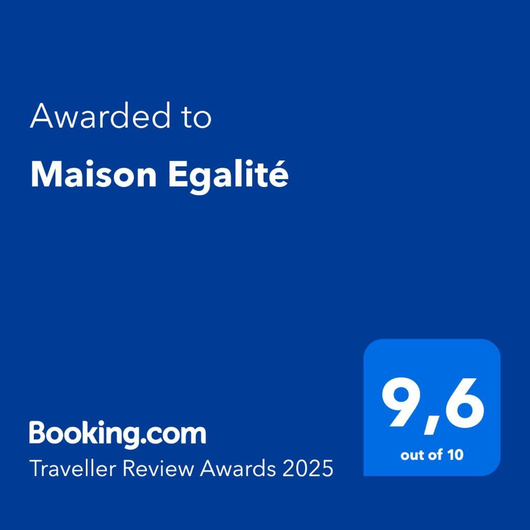 Maison Egalite Melay  外观 照片
